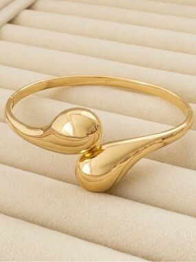 14K Gold Plated Sculptural Teardrop Bangle Bracelet - Water Resistant 60mm
